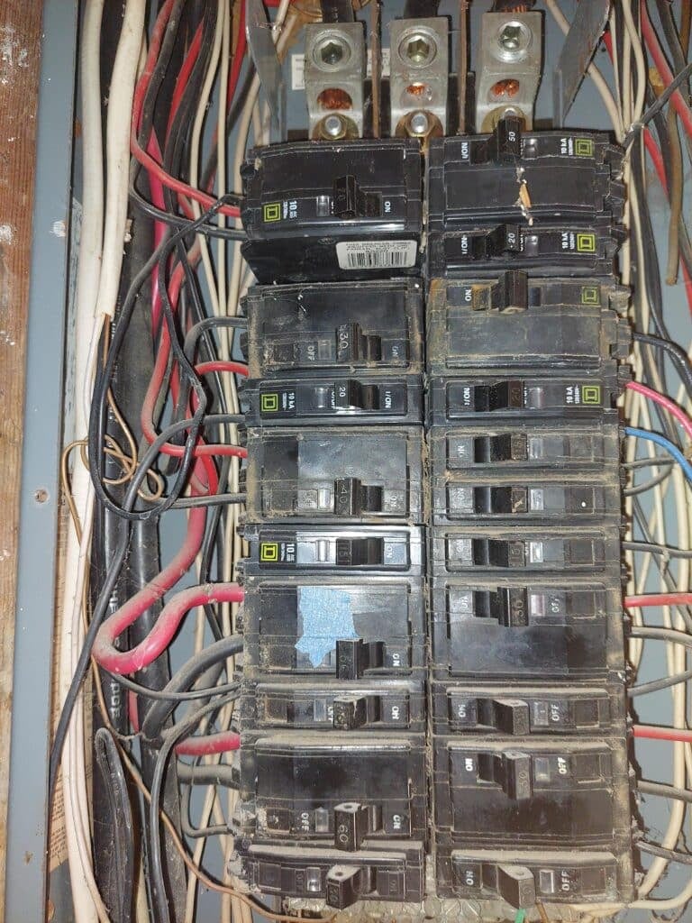 9 Signs Your Older Plano Home Needs an Electrical Panel Upgrade (Plus What To Do Next)