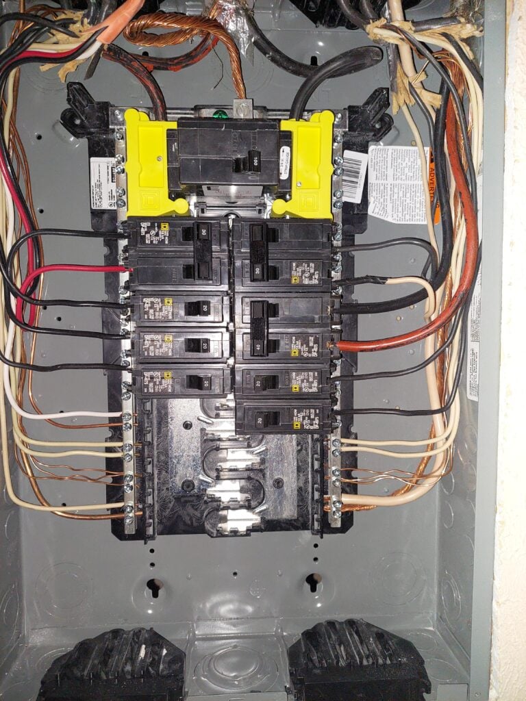 Dallas Homeowners: 10 Clear Signs It’s Time to Upgrade Your Electrical Panel